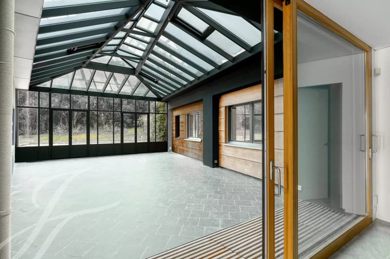 Villa pieds dans l'eau avec parcelle de 7'585m2 (7)