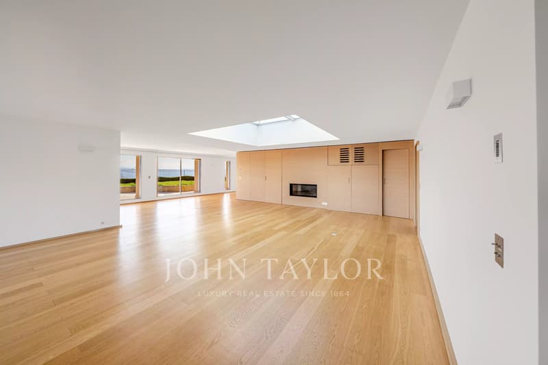 PENTHOUSE avec vue lac exceptionnelle (4)