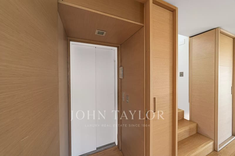 PENTHOUSE avec vue lac exceptionnelle (12)