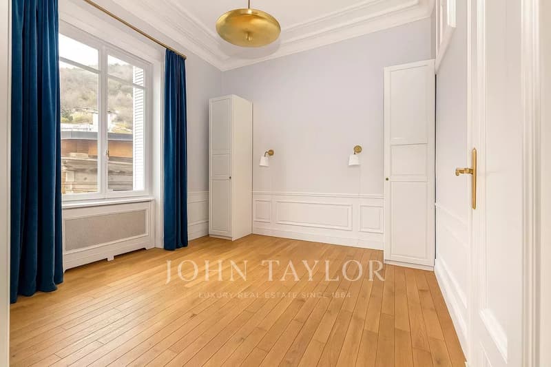 Élégant appartement de caractère avec vue imprenable sur le lac Léman (9)