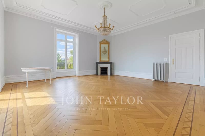 Élégant appartement de caractère avec vue imprenable sur le lac Léman (2)