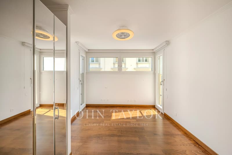 Magnifique appartement de 4.5 pièces avec balcon et vue imprenable sur le lac et les montagnes (11)