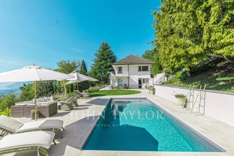 SPECTACULAIRE! Propriété avec piscine et vue panoramique (2)