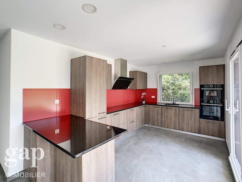 Villa spacieuse de 5.5 pièces à louer à Attalens (2)
