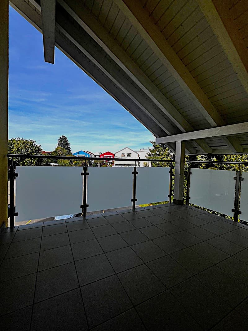 Charmant appartement de 3,5 pièces avec terrasse à Dompierre FR (9)