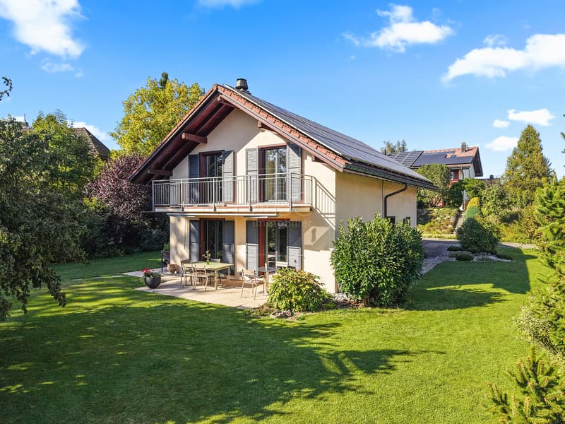 Beautiful individual villa with a magnificent garden in Marly (13)