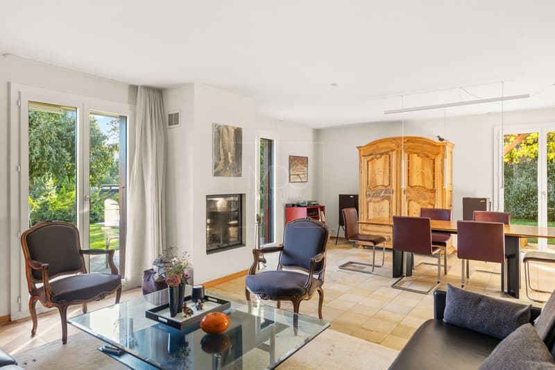 Beautiful individual villa with a magnificent garden in Marly (3)