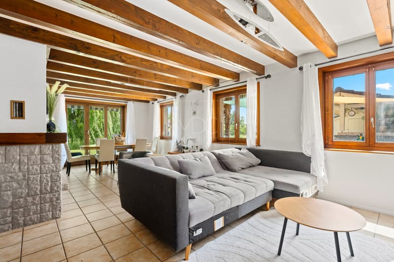 Geräumige Villa mit Pool und 2,5-Zimmer-Wohnung in St-Aubin (2)