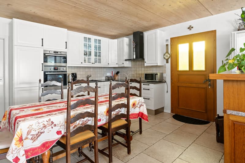 Geräumige Villa mit Pool und 2,5-Zimmer-Wohnung in St-Aubin (12)