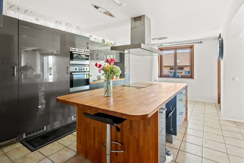 Geräumige Villa mit Pool und 2,5-Zimmer-Wohnung in St-Aubin (6)