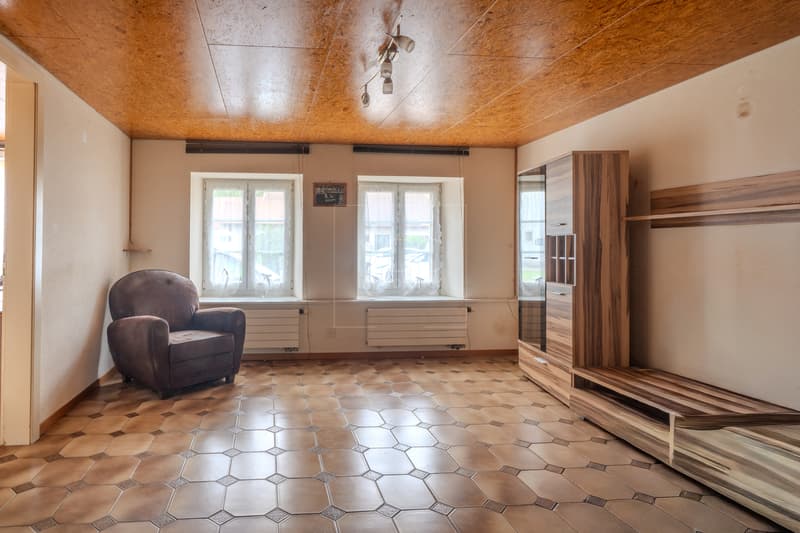 Maison individuelle à rénover à Surpierre (2)