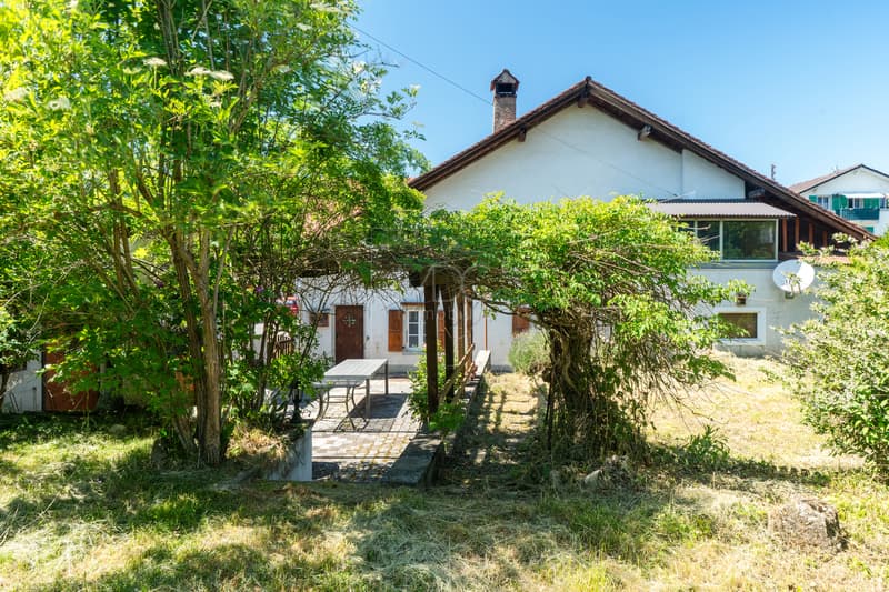 Maison individuelle à rénover à Surpierre (12)