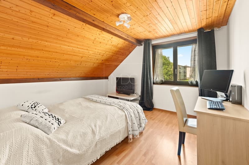 Spacieuse villa avec piscine et 2.5 pièces indépendant à St-Aubin (9)