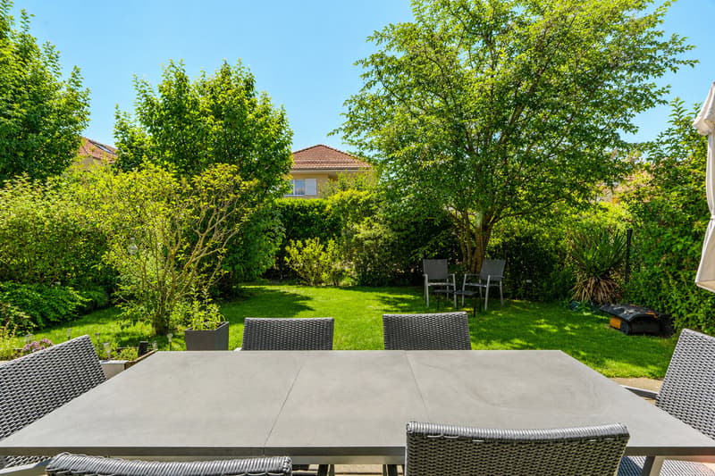 Bella villa a schiera con garage ad Epalinges (12)