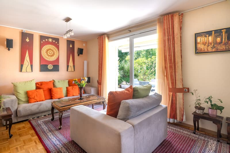 Bella villa a schiera con garage ad Epalinges (2)