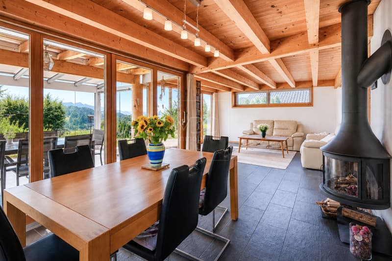 Beau châlet contemporain avec vue panoramique à Châtel-St-Denis (4)
