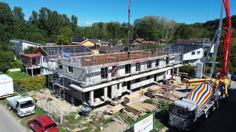 VILLAS CONTIGÜES EN PPE AU BORD DU LAC ! (6)