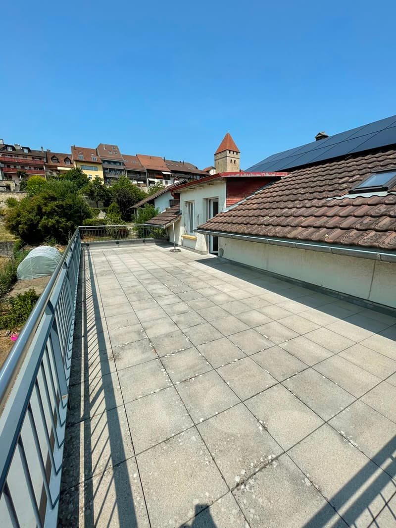 A louer à Avenches - Charmant 3.5 pièces lumineux avec grande terrasse et balcon. (7)