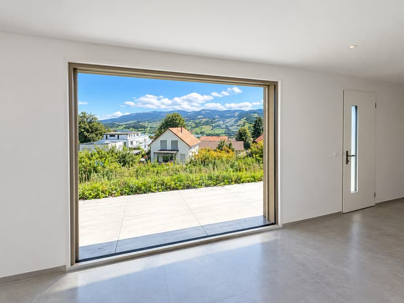 Spacieux appartement de 5.5 pièces au rez-de-chaussée à Sorens (3)