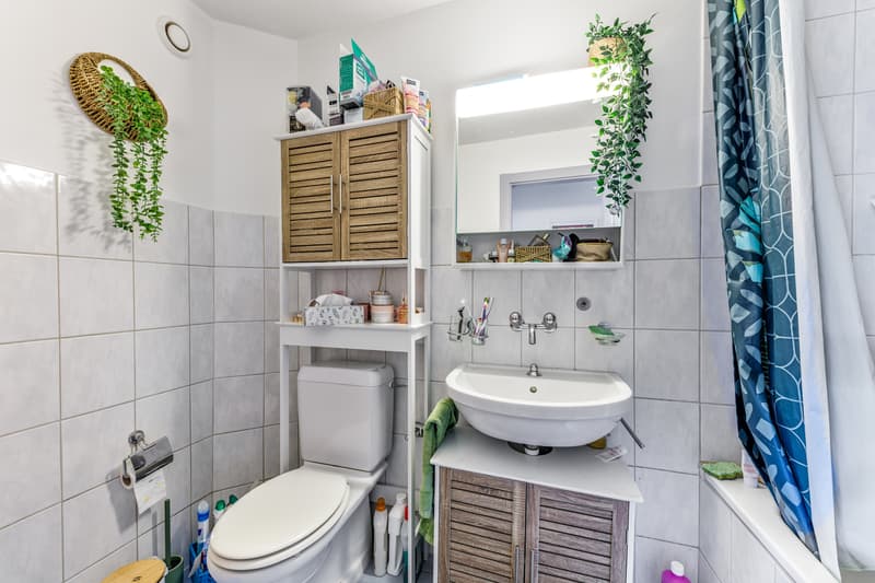 Wohnung mit 4.5 Zimmern im Erdgeschoss in PPE (6)