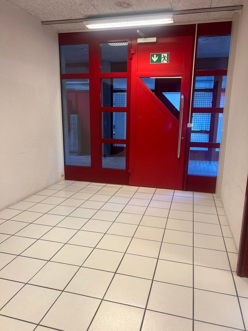 Local de loisirs à louer – Route du Châtelet 5, Fribourg (2)