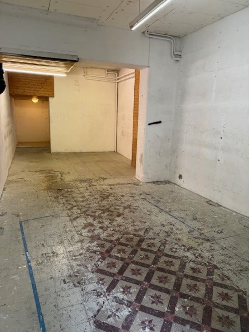 Local commercial avec dépôt à louer – Montreux, Rue de la Rouvenettaz 3 (1)