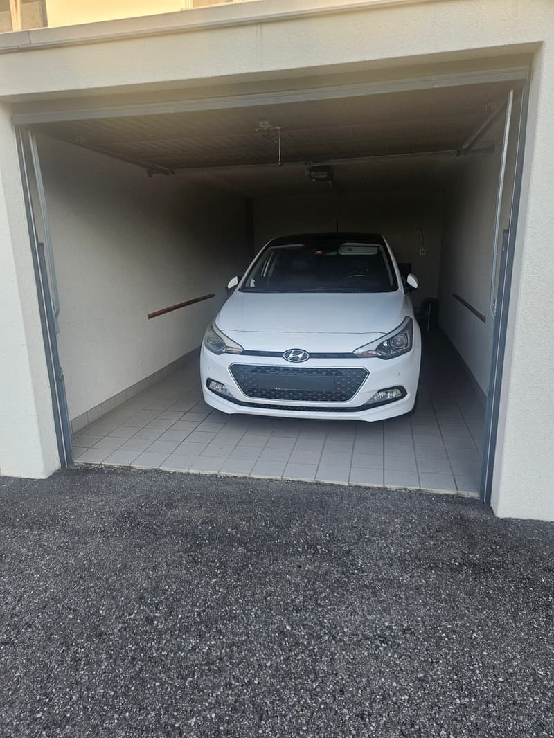 Estavayer-le-Lac In affitto Garage-Box di ca. 18 m2 Dal 1° luglio (2)