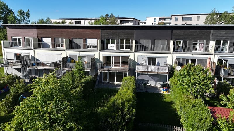 Estavayer-le-Lac Triplex with garden, 5.5 rooms, available immediately! (2)