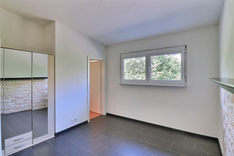 Estavayer-le-Lac Triplex with garden, 5.5 rooms, available immediately! (7)