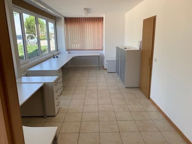 Estavayer-le-Lac Büro zu vermieten, 60m2, aufgeteilt in 2 Räume (4)
