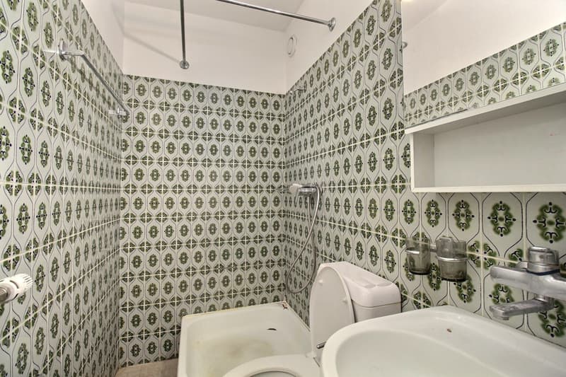 Spacieux appartement familial avec beau potentiel (12)