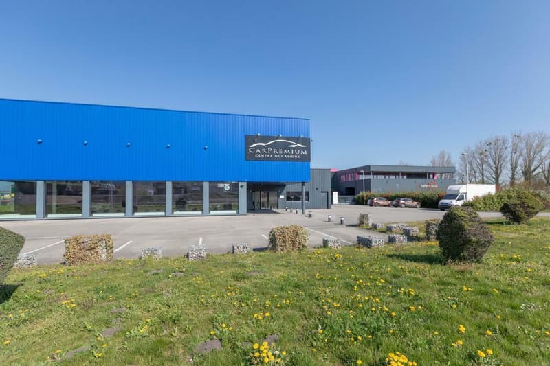 Avenches, à vendre, surface commerciale et dépôts de 964.5 m2 (2)
