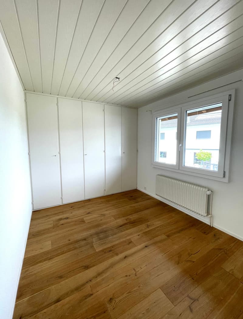 Villars-le-Grand, in vendita, casa ristrutturata di 4.5 locali con terreno (10)