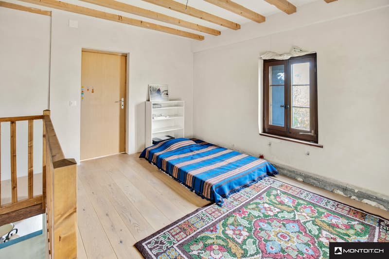 Yvonand, in vendita, casa di carattere + potenziale di ampliamento (13)