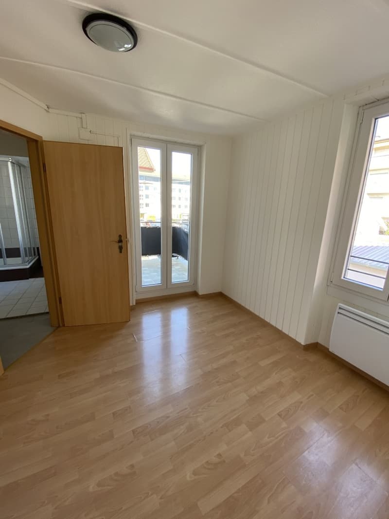 Payerne, for sale, building with 5 apartments and a commercial space (6)