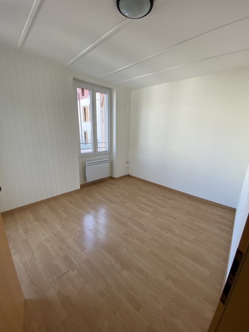Payerne, for sale, building with 5 apartments and a commercial space (7)