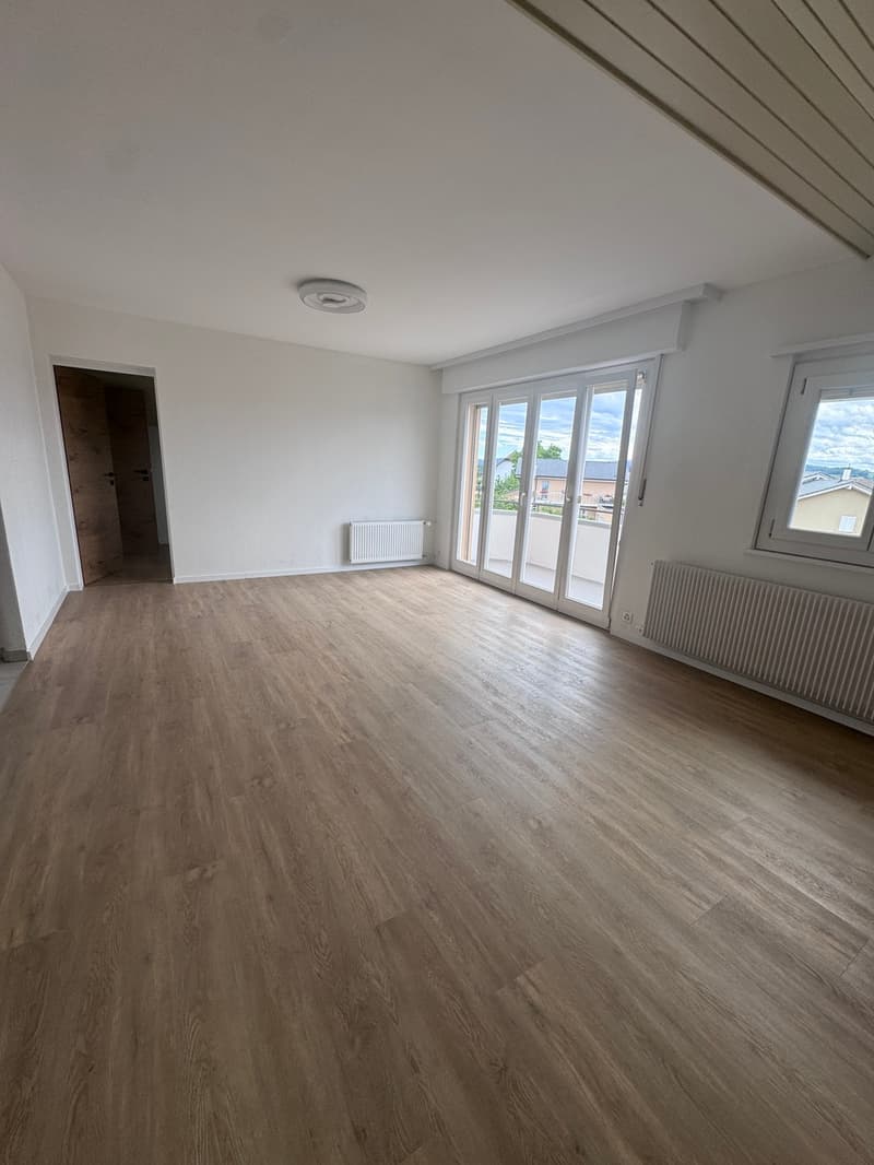 Payerne, in affitto, appartamento di 4.5 locali, ristrutturato con balcone (4)