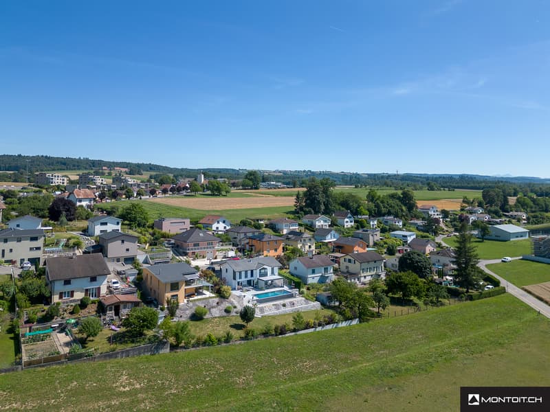 Payerne, à vendre, villa individuelle, moderne de 250 m2 avec piscine (4)