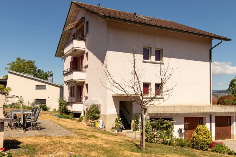 Charmante 3.5-Zimmer-Wohnung mit Seesicht in Meyriez (12)