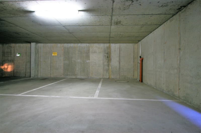 Einstellhallenplätze Nr. 61 und Nr. 62 / Places de parc no 61 et 62