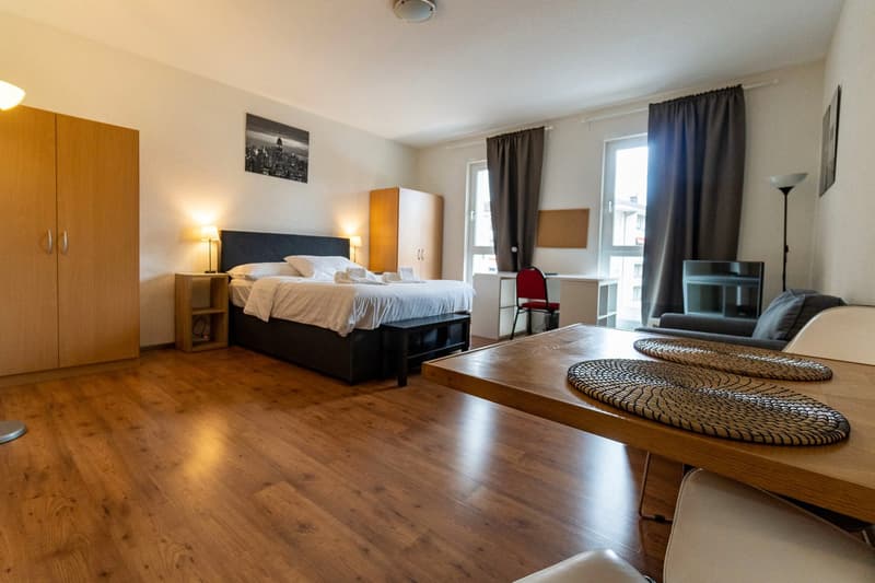 Studio Deluxe Meublé et Équipé – Avec Service hôtelier (9)