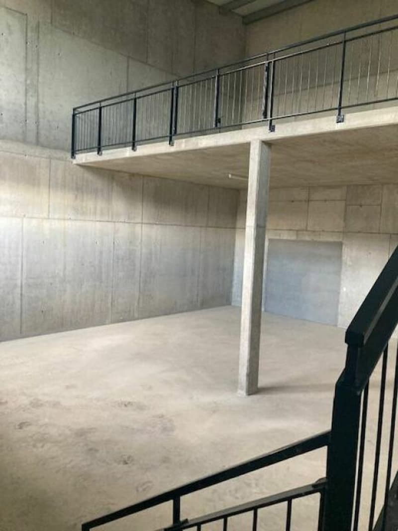 Ufficio/Amministrativo 177.38 m² a Rueyres-les-Prés (2)