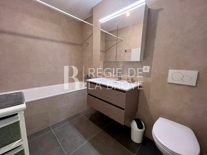 Wohnung mit 3.5 Zimmern in Dompierre FR (9)