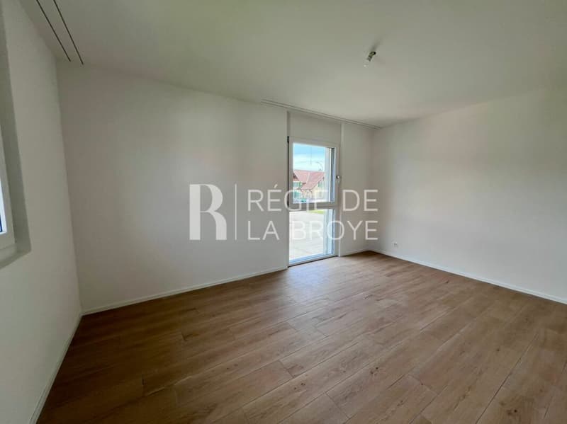 Appartamento nuovo di 2.5 locali a Léchelles (7)