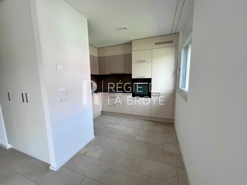 Appartamento nuovo di 2.5 locali a Léchelles (4)