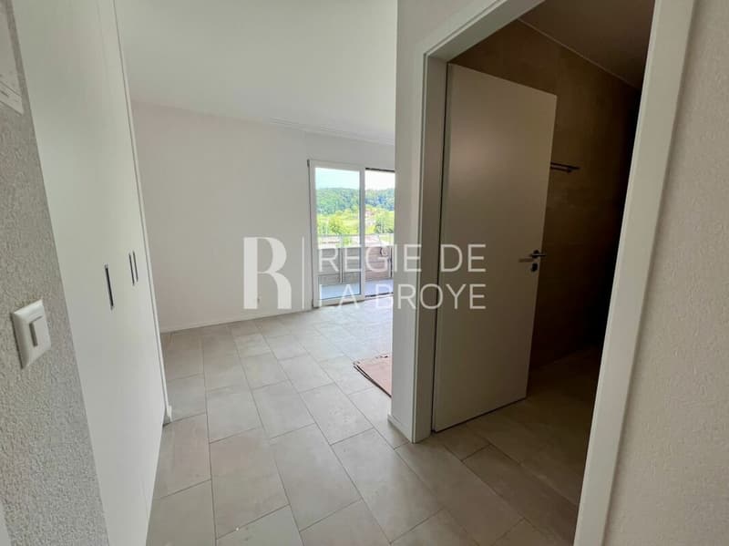 Appartamento nuovo di 2.5 locali a Léchelles (9)