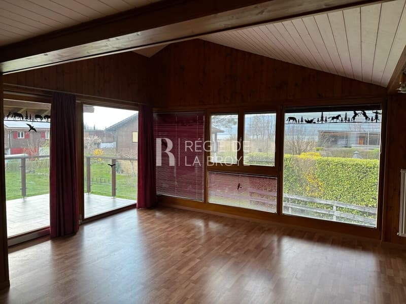 Chalet di 4.5 locali a Cheyres (2)