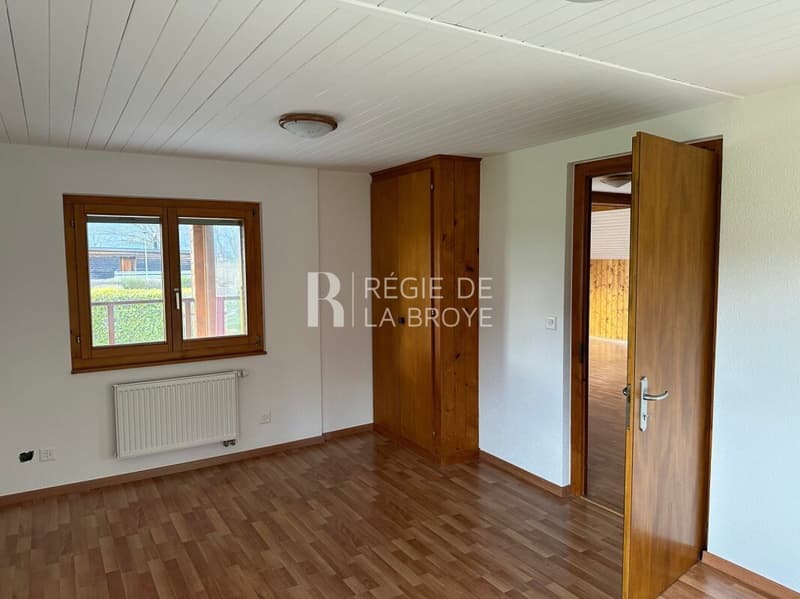 Chalet di 4.5 locali a Cheyres (9)