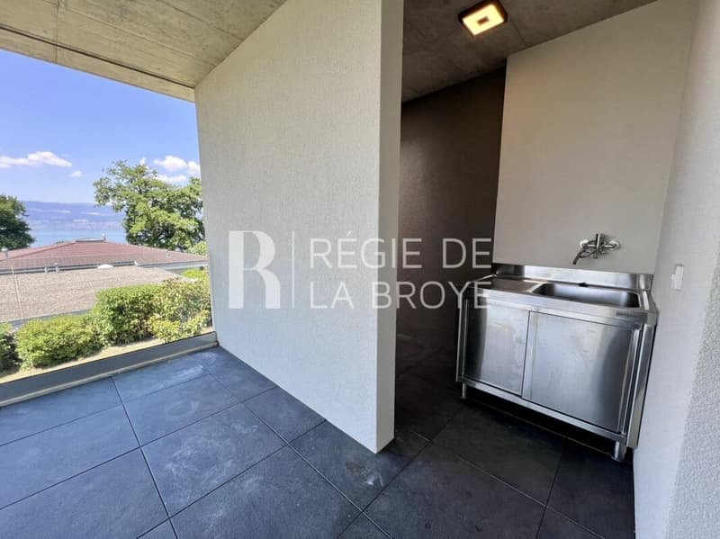 Superba villa a schiera di 5.5 locali a Portalban (3)