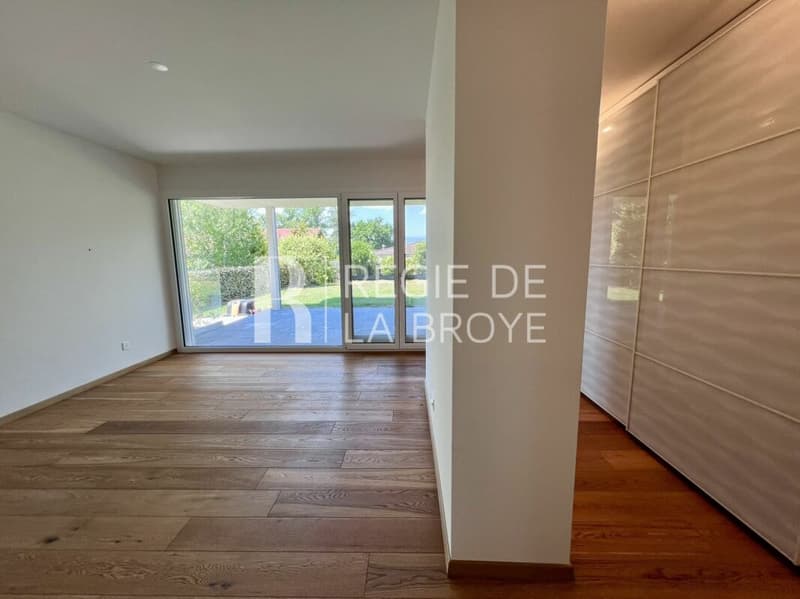 Superba villa a schiera di 5.5 locali a Portalban (13)